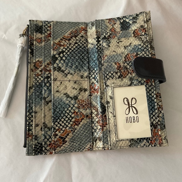 HOBO Max Continental Wallet - Blue Stone - NWT - Picture 5 of 10